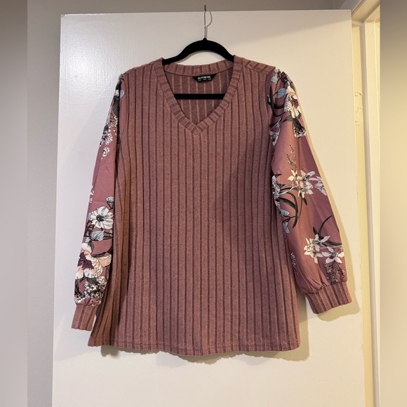 Bloom Chic NWOT mauve knit and mixed media Women's Top size 12/large - Picture 1 of 4